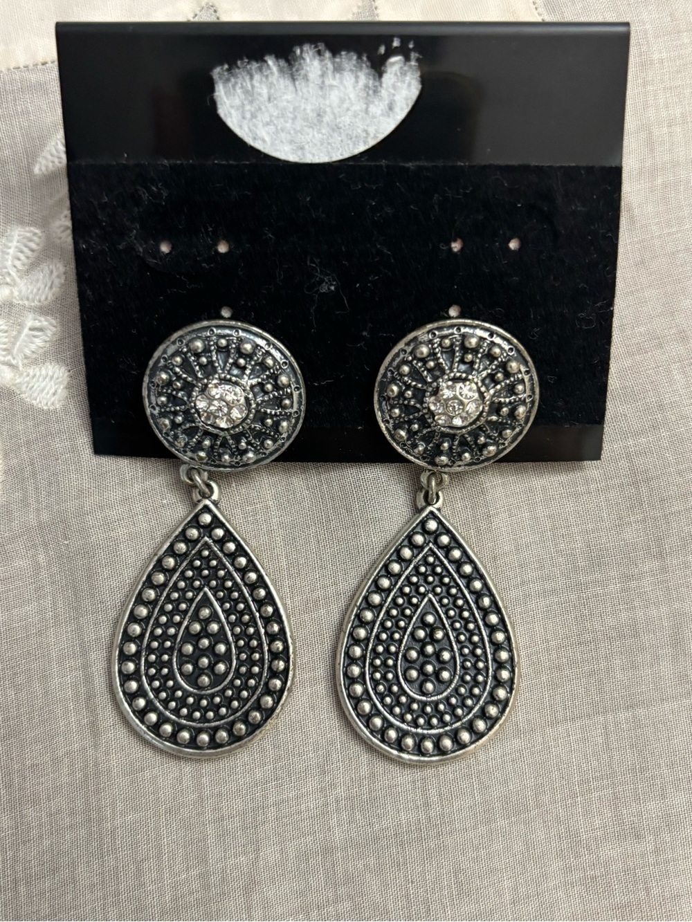 Chico's vintage Oxidized Silver Teardrop Dangle Earrings